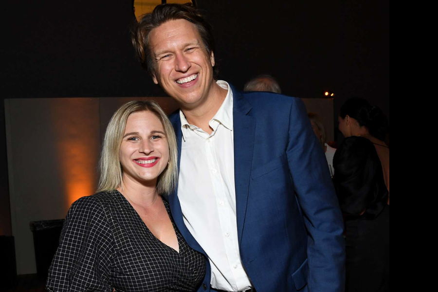 pete holmes wife